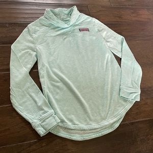 Vineyard Vines lightweight long sleeve top